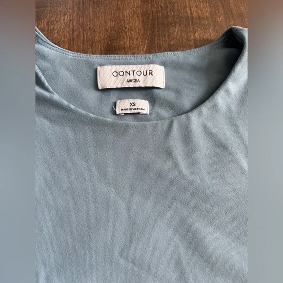 Aritzia Contour Soft Blue Top - Picture 3 of 4